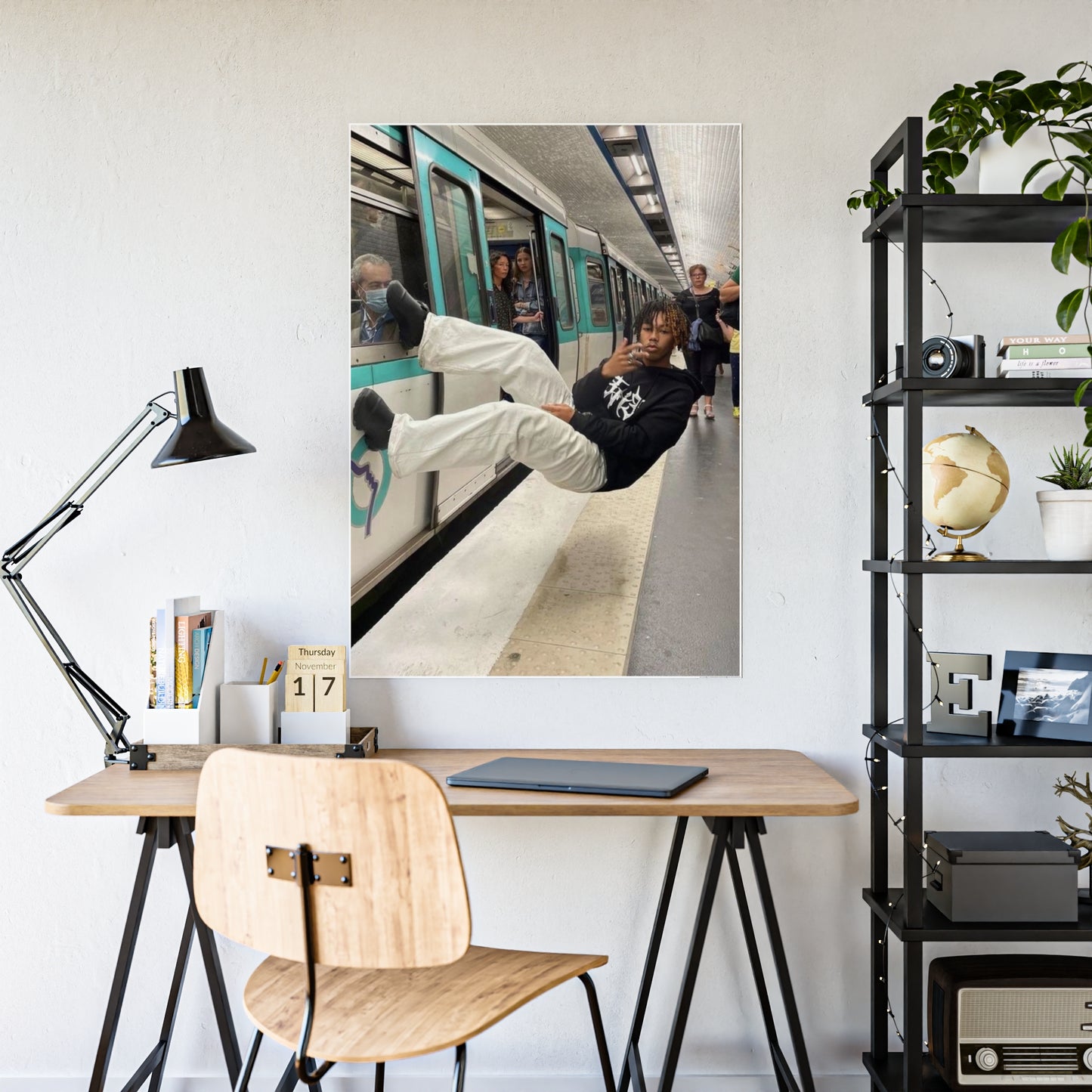 MR SIDEWAYS VR TRIM POSTER